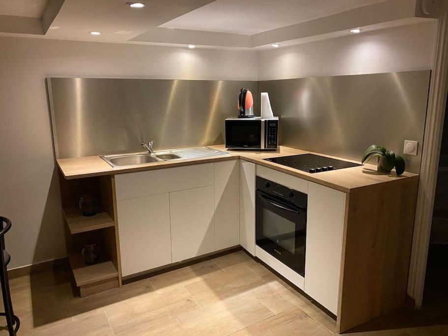 Guest House Privee Ezanville Екстериор снимка